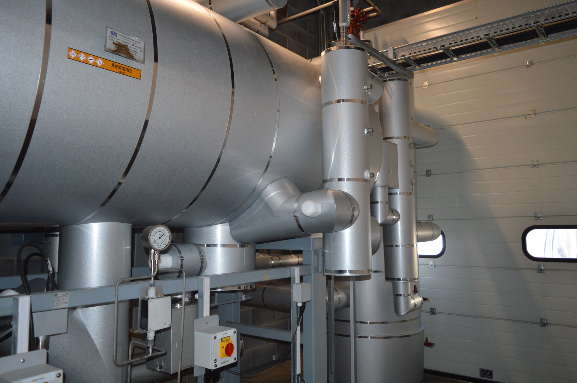 Ammonia refrigeration installation